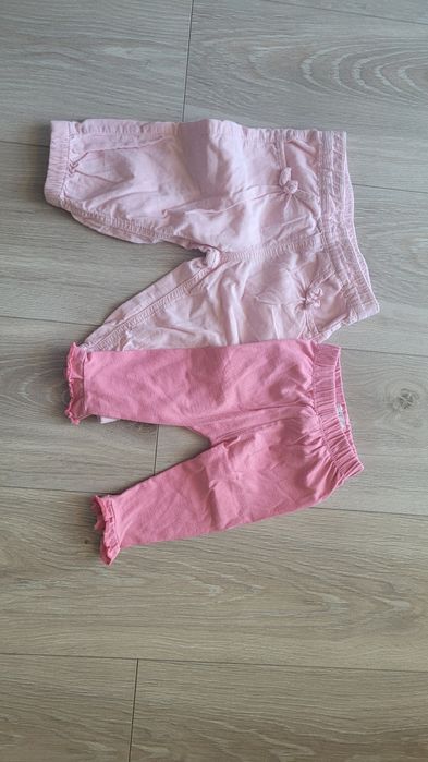 Spodnie dziewczęce 62 ( 5.10.15,) i 68 (Lupilu))