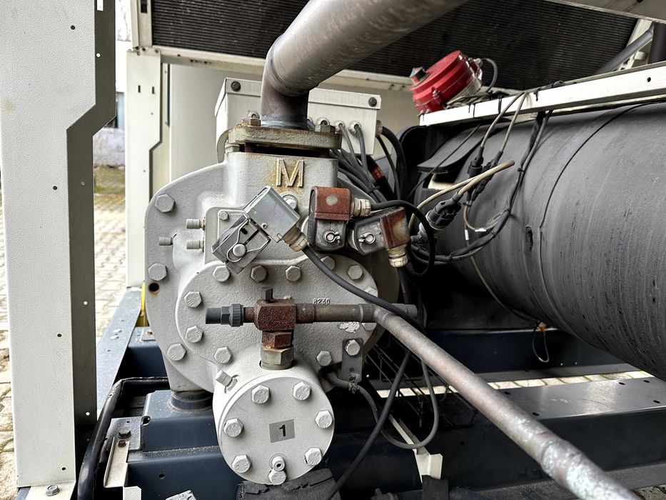 Sprężarka śrubowa Trane CHHT0M4TKA0N092A 289,9 kW