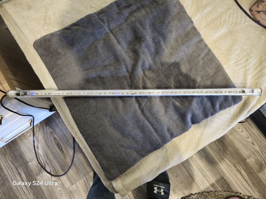 Aquael leddy tube marine 18w i actynic 16w