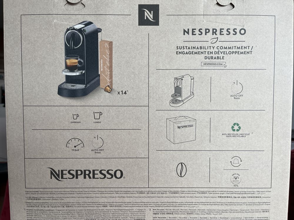Maquina de cafe Nespresso.