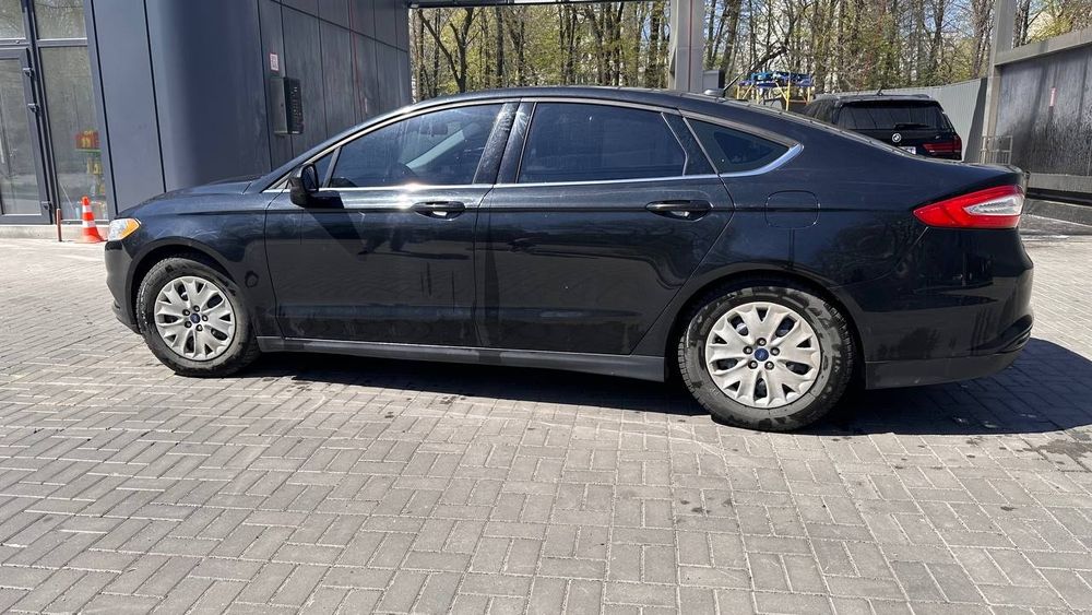 Ford fusion 2014 рік (газ/бензин)
