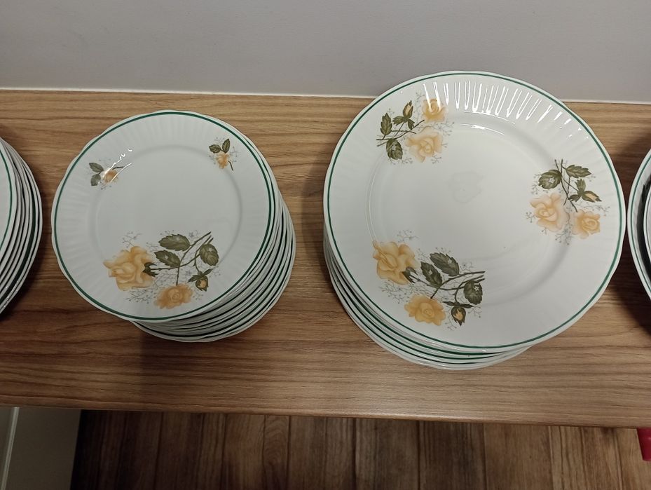Zestaw obiadowy na 12 osób porcelana Włocławek