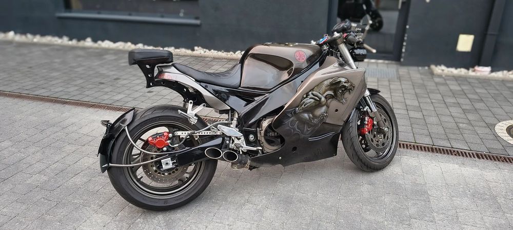 Yamaha FZR Yamaha FZR 1000 Custom po kompletnym remoncie