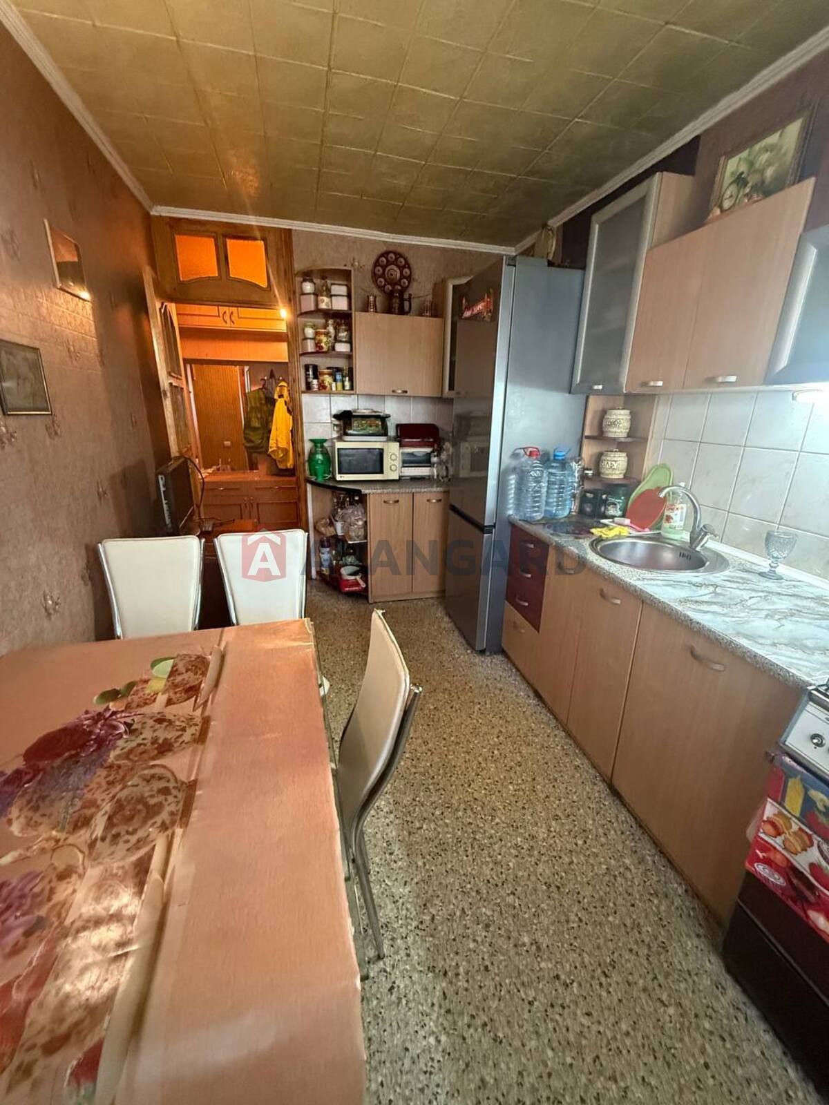 Продам 3к квартиру Центр
