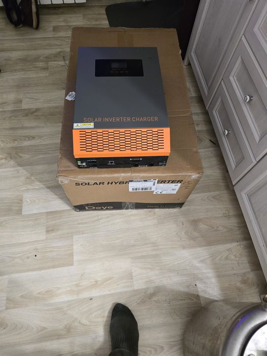 Гібридний інвертор PowMr POW-HVM3.5H-24V — 3500W, 24V
Стан: вживаний,