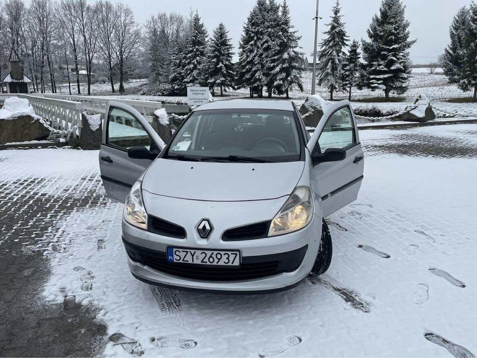 Renault Clio3  1.4 Benzyna 2007