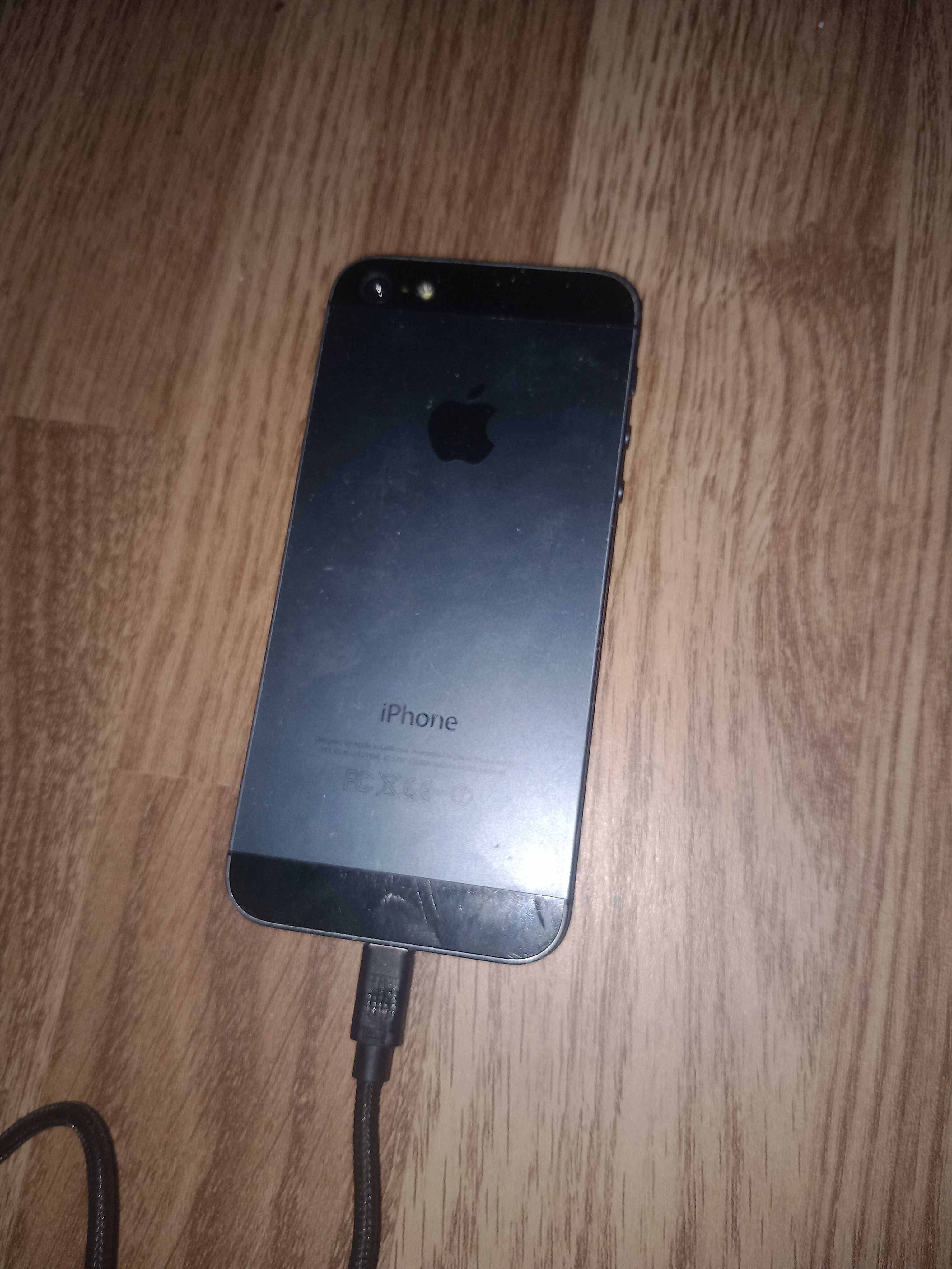 Vendo ou troco Iphone 5 novo pronto a usar