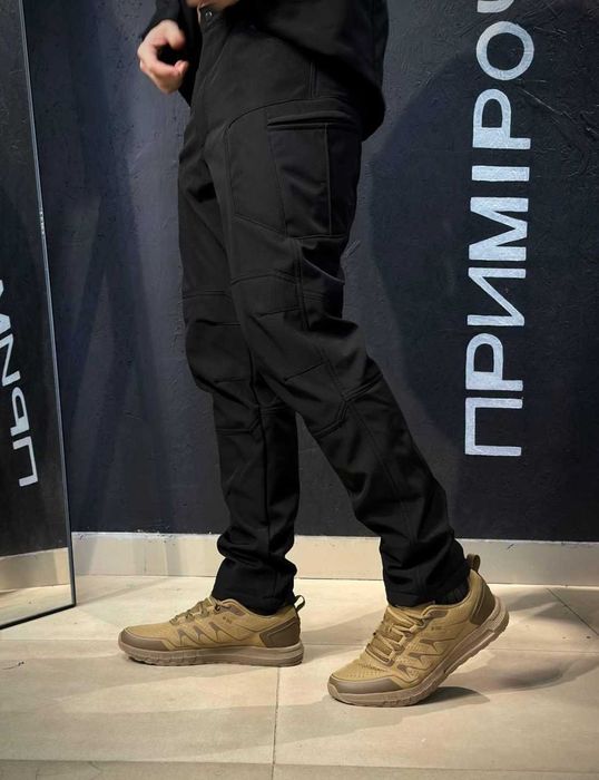 Утеплені чорні штани на флісі Soft Shell військові зимові штани чорні