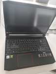 Laptop acer nitro 5 w bardzo dobrym stanie  z podkladka chłodząca
