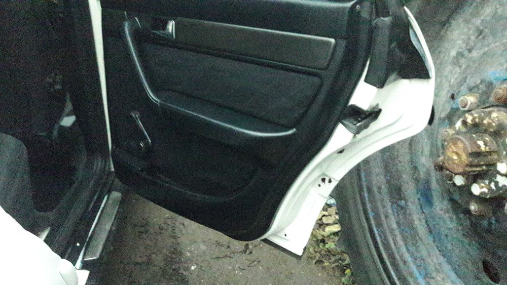 Аydi A6 C4 2.6 автомат