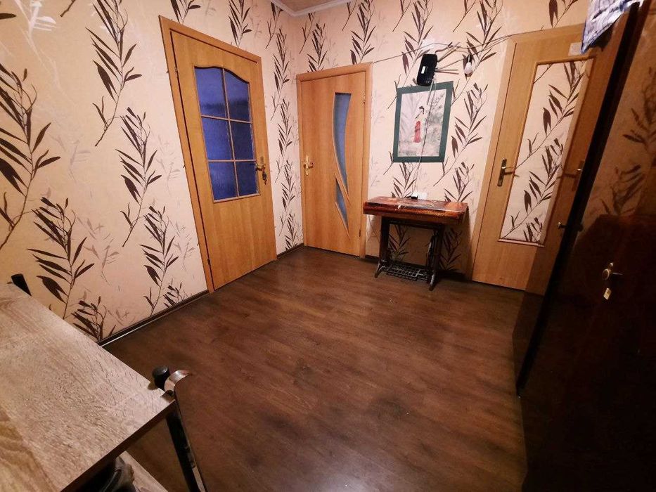 Сдам комнату в 3-комн,квартире по ул.Милославская Троещина