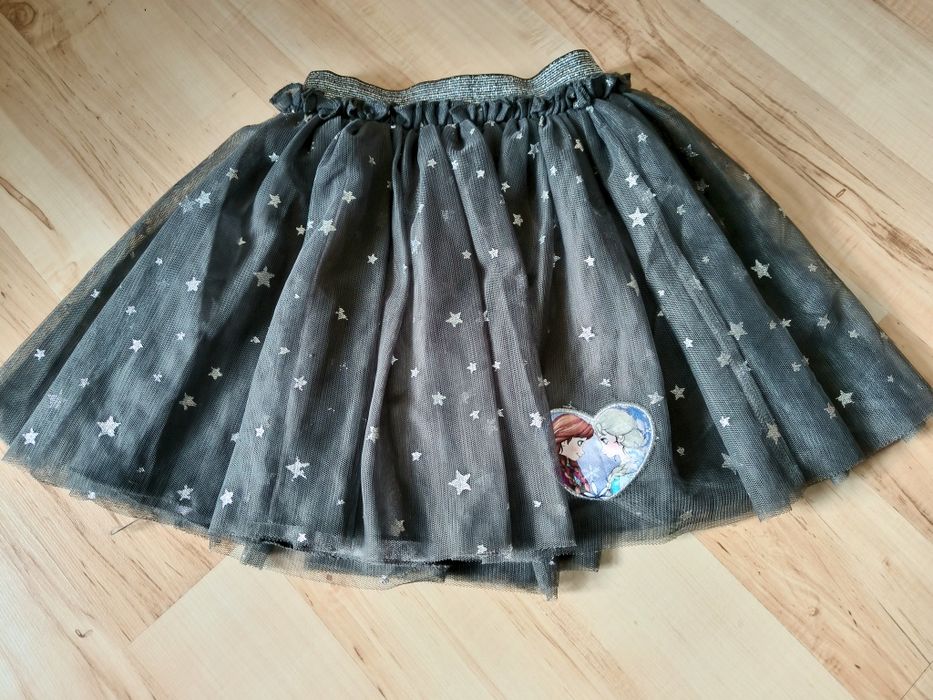 Spódniczki r. 128/134