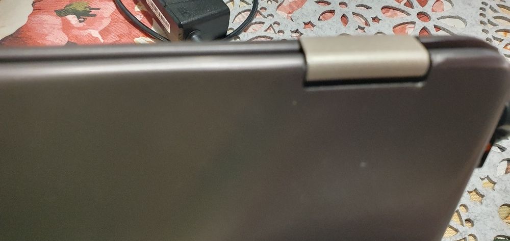 Laptop ASUS Zenbook UX360C