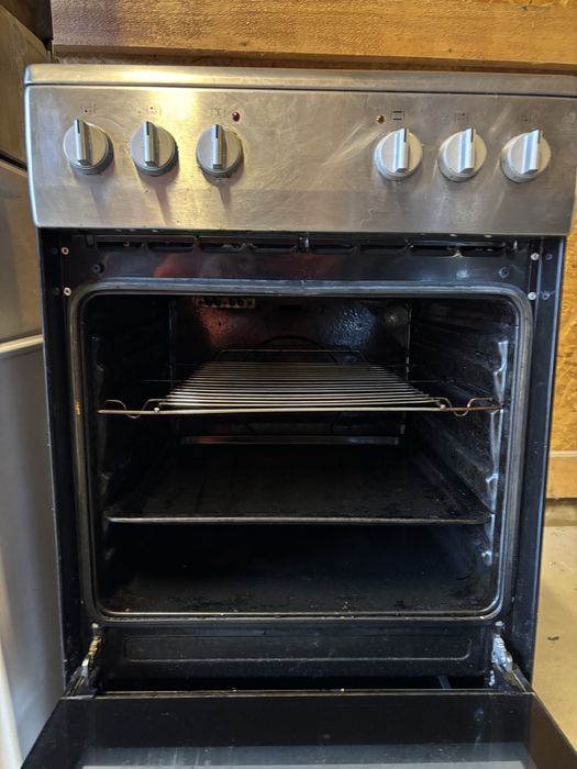 Kuchenma elektryczna Ceramiczna Amica