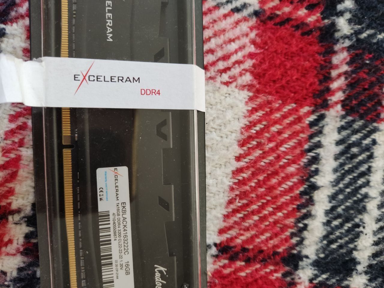 Оперативна пам'ять Exceleram ddr4 16gb