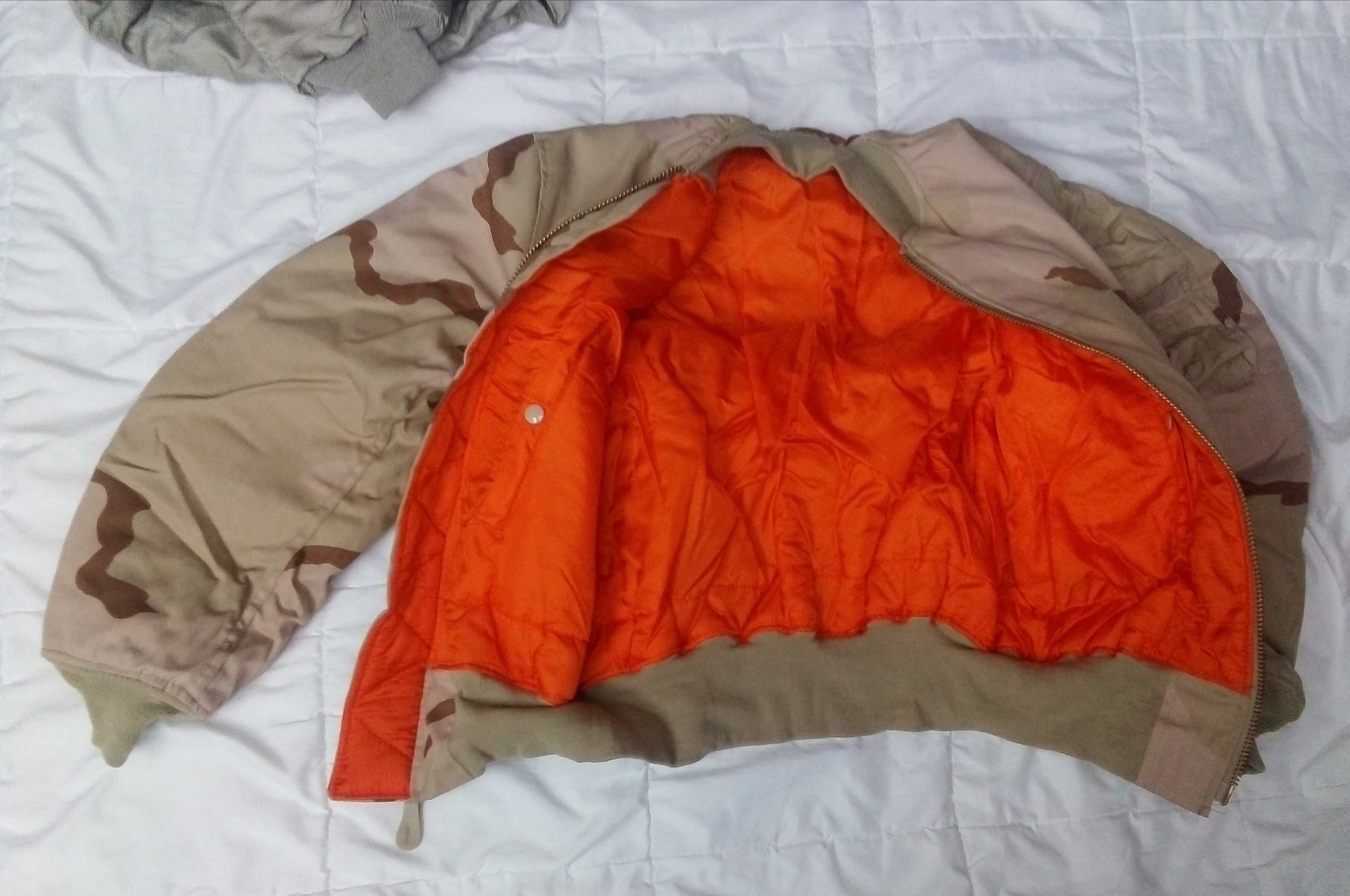 Kurtka alpha industries ma1,  made in USA