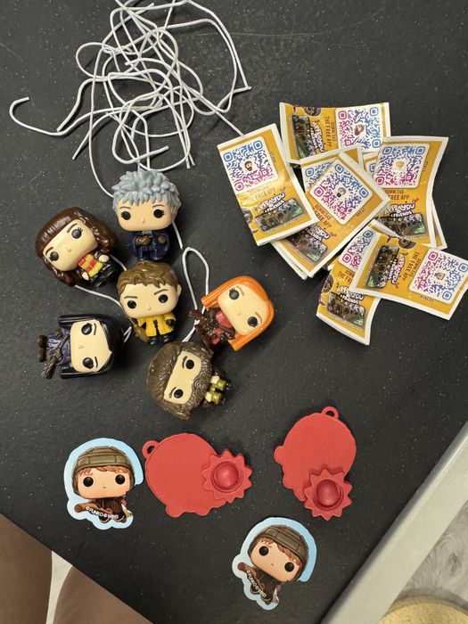 Обмін або продаж Фігурки Гаррі Поттер гарри киндер вкладыш веревочка