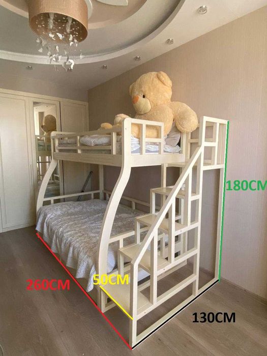 Комплект стильних меблів у класичному стилі