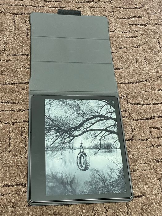 Електронна книга Amazon Kindle Scribe 1 , в чудовому стані