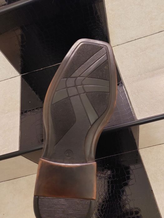 Шкіряні туфлі Cesare