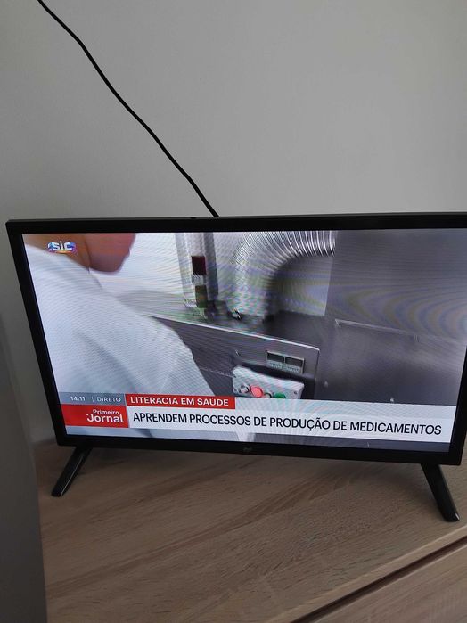 Tv Led 24" ( Completamente nova )