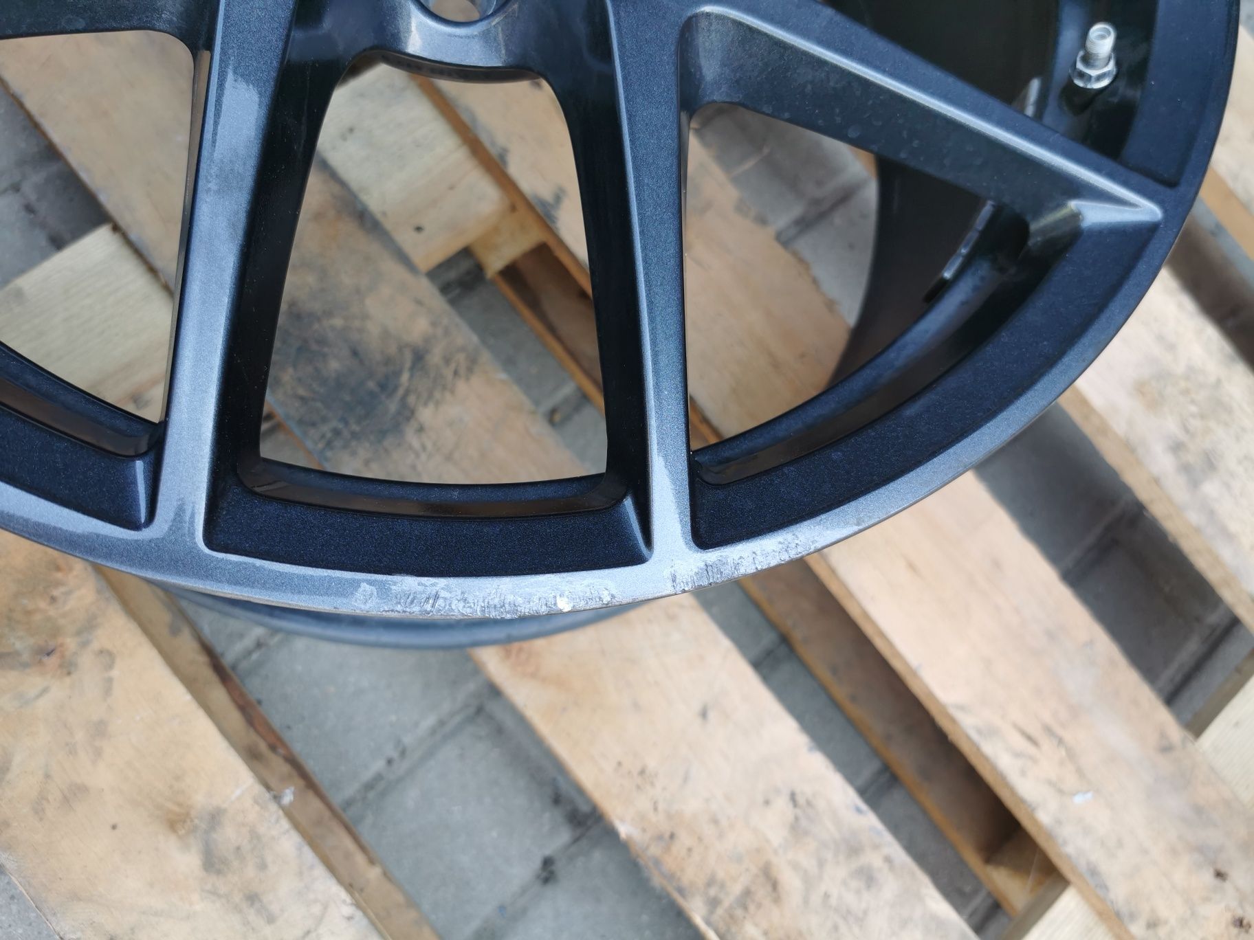 Felga Aluminiowa BMW 1 F40  M pakiet oryginalna 18"