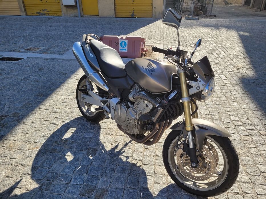Hornet 600 como nova  2006 poucos kms