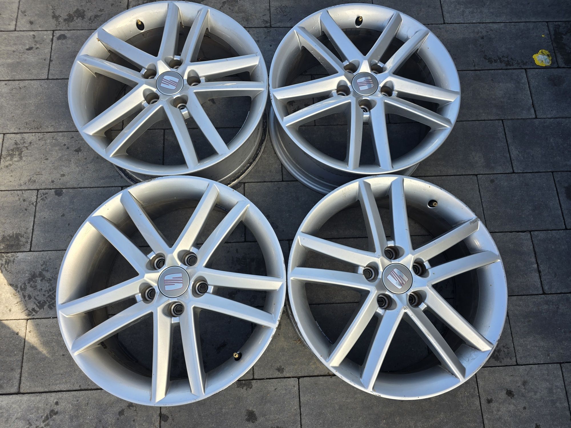 Alufelgi 17' seat Leon, altea