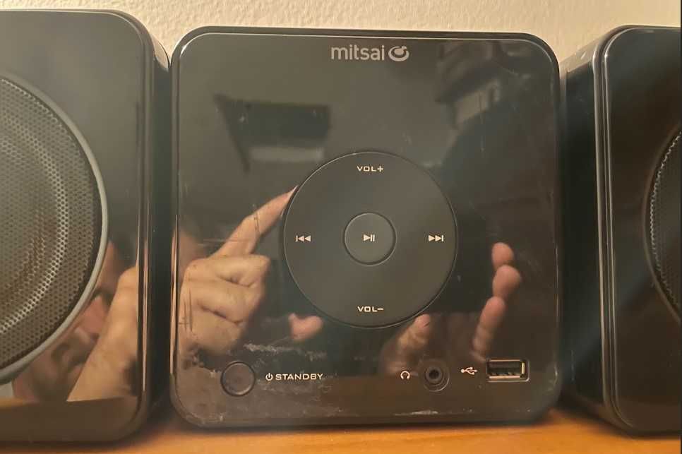 Mini Hi Fi c/ leitor de CD's MITSAI