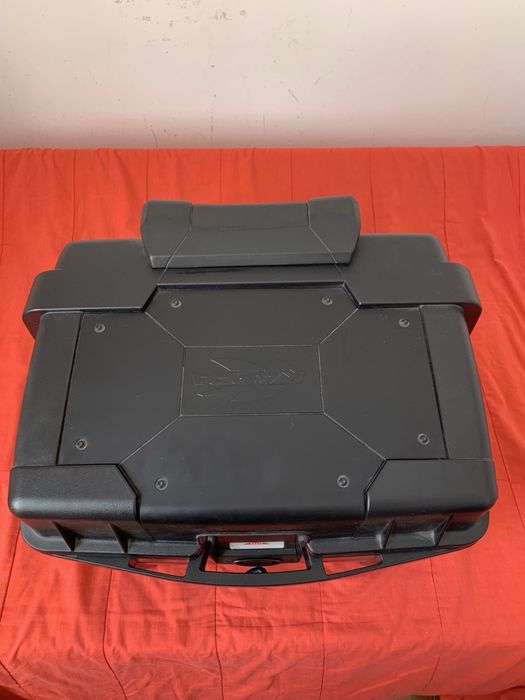 Продам центральний кофр Kappa KGR 46