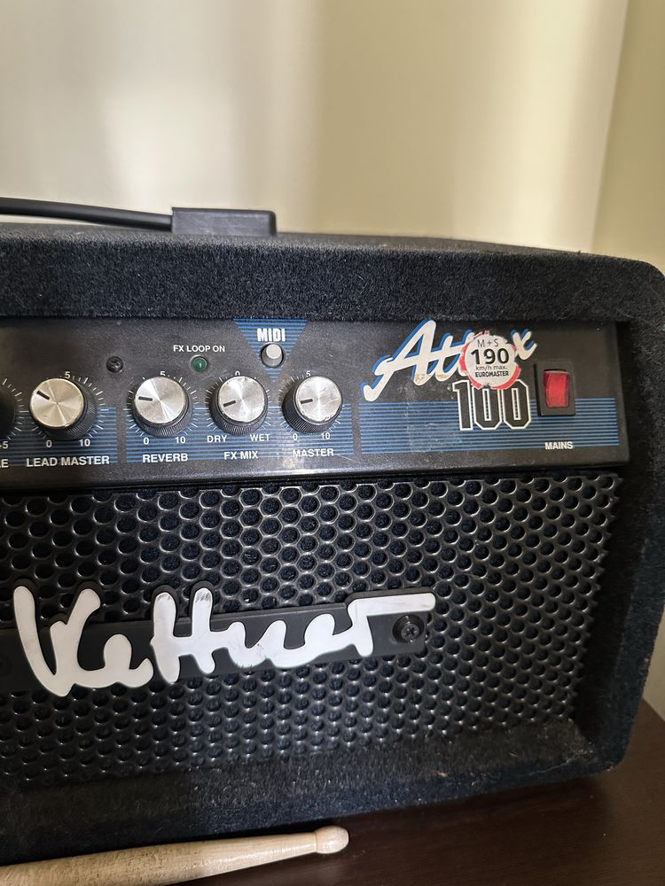 Hughes&Kettner Attax100 Head Blue Carpet + footswitch