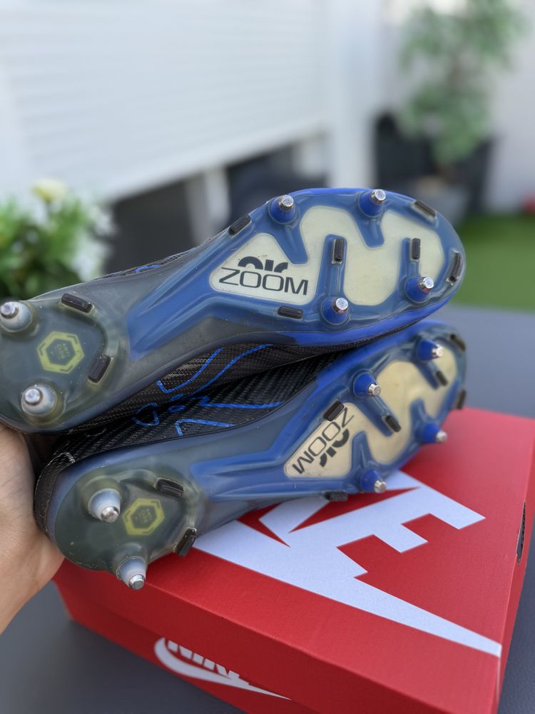 Chuteiras Nike Mercurial SG