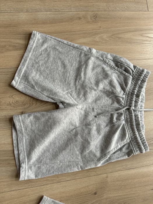 Spodenki H&M r. 146 nowe