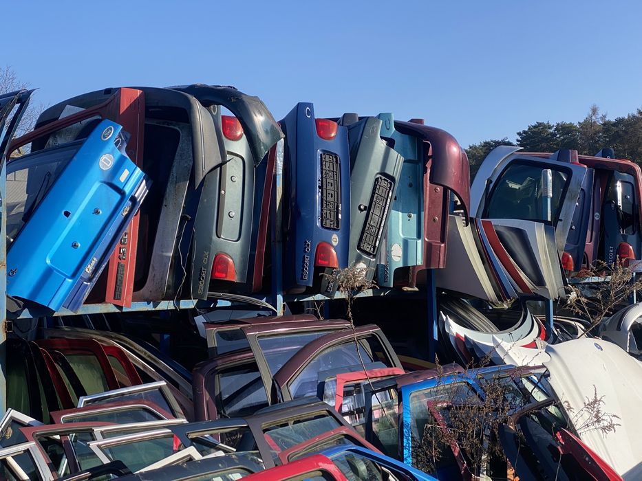 Розборка Форд Скорпио Ескорт Сієра запчастини