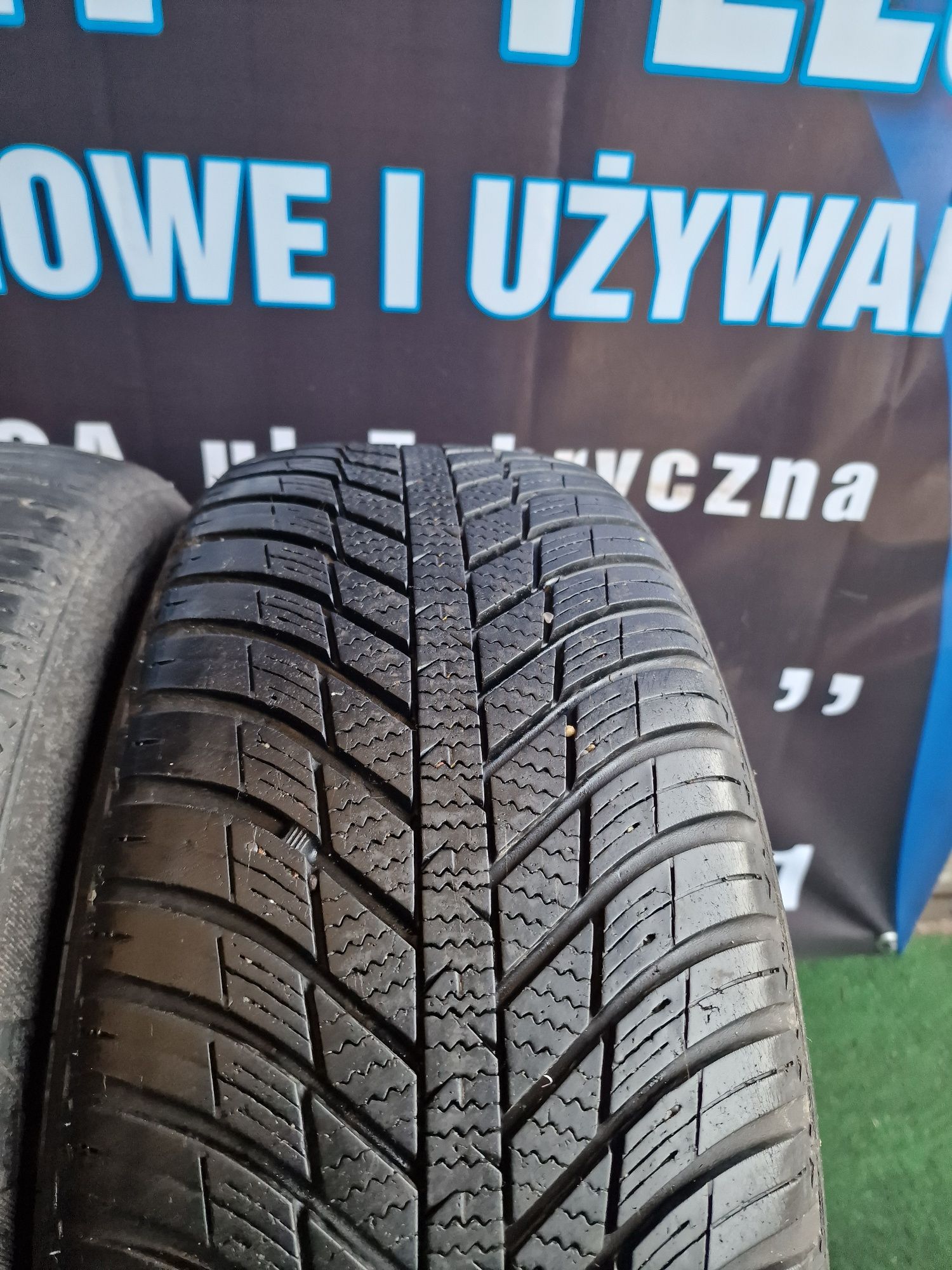 Opony Całoroczne 205/55/16 Nexen Para