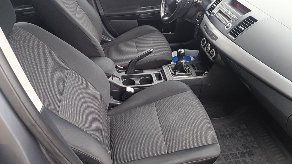 Mitsubishi Lancer 1.8 benz.+gaz klima