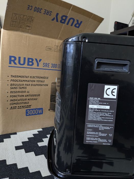 Aquecedor a Parafina Ruby SRE 300 CE