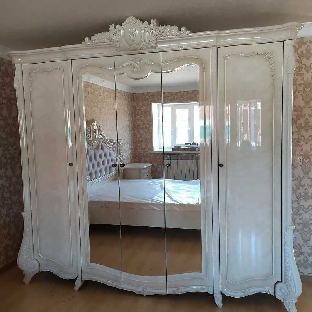 Продам двух спальне ліжко