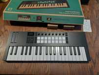Novation Launchkey Mini 37 MK4