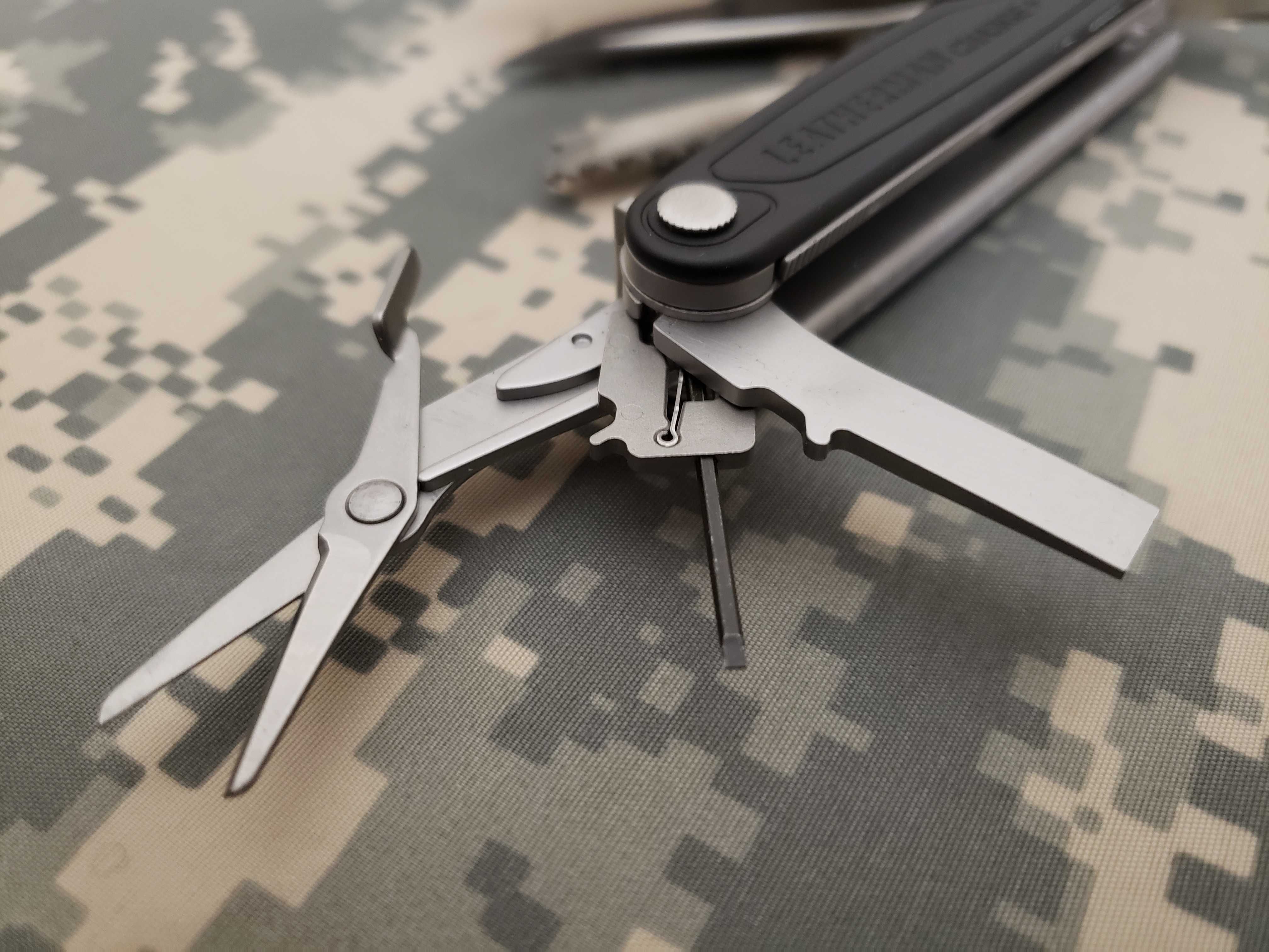 Leatherman CHARGE+ США Мультитул Нож Gerber Surge Rebar Wave+ Plus SOG