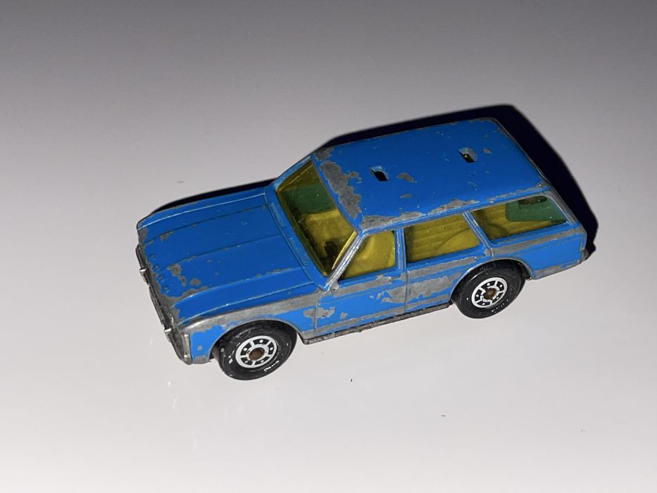 Ford Granada Kombi stary Siku Germany model resorak autko