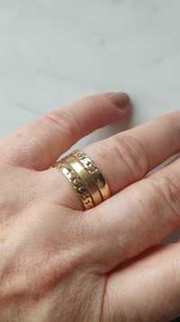 Szeroki pierścień złoto próba 585