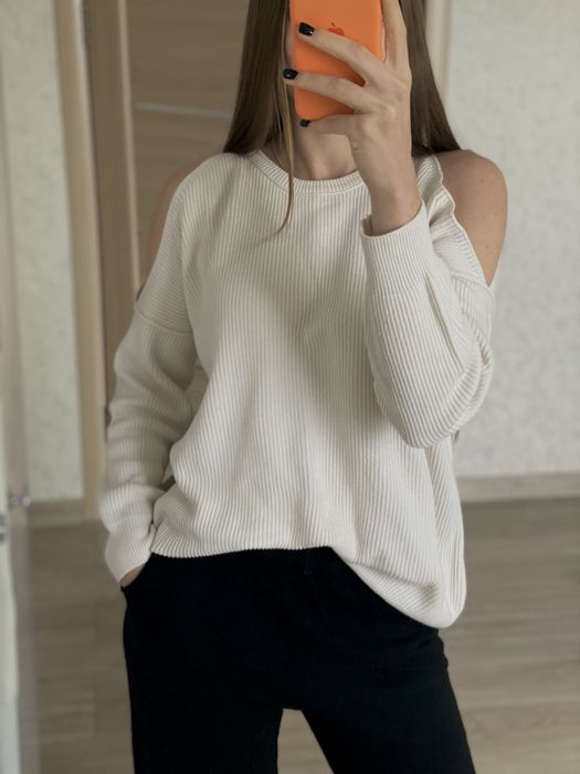 кофта бренду hollister розмір S-M