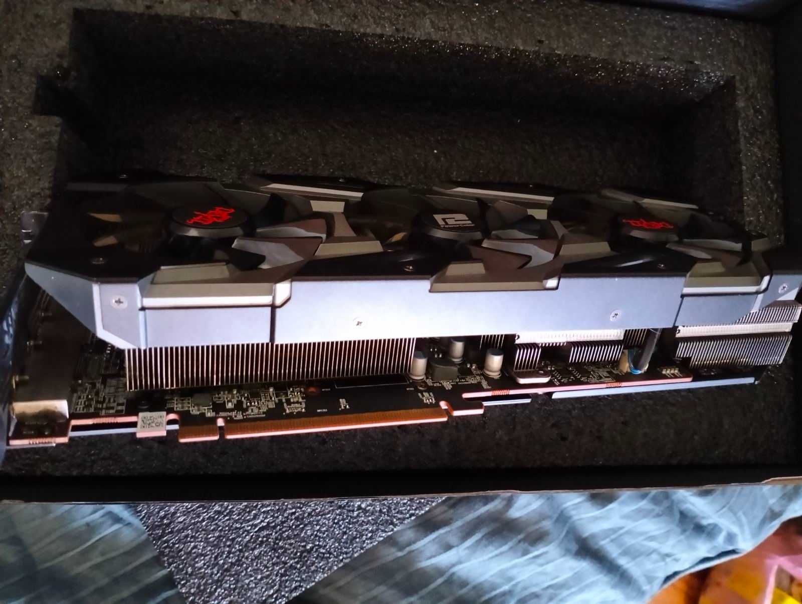 Відеокарта Pawercolor rx5700xt