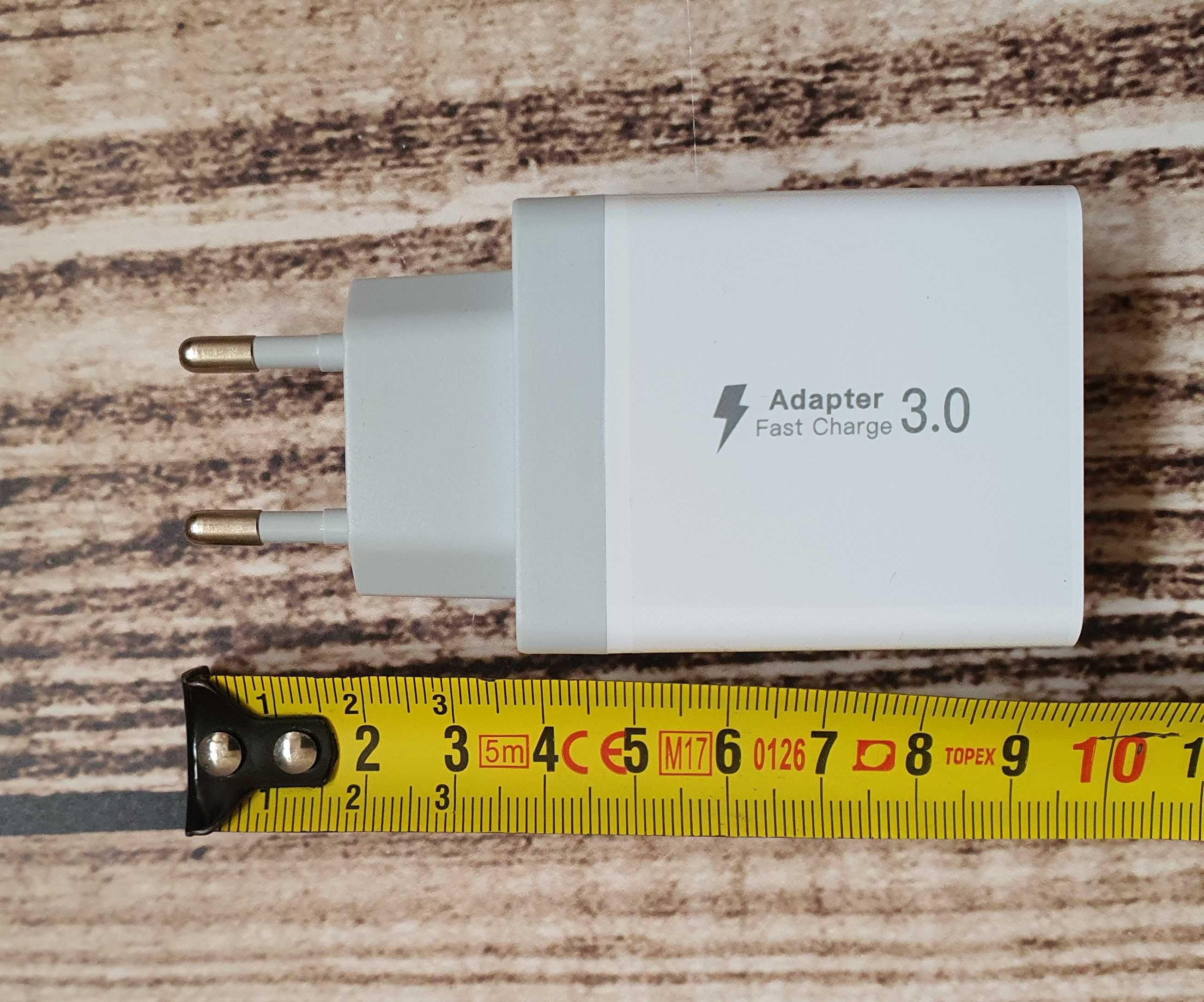 Ładowarka USB 35W 3.0 USB C z 3 portami USB i 1 PD