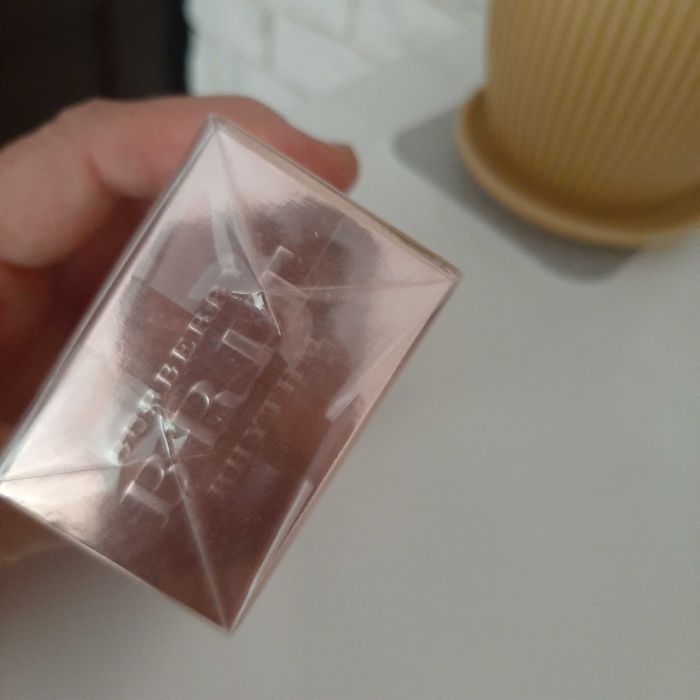 Unikat. Burberry Brit Rhythm Floral For Her