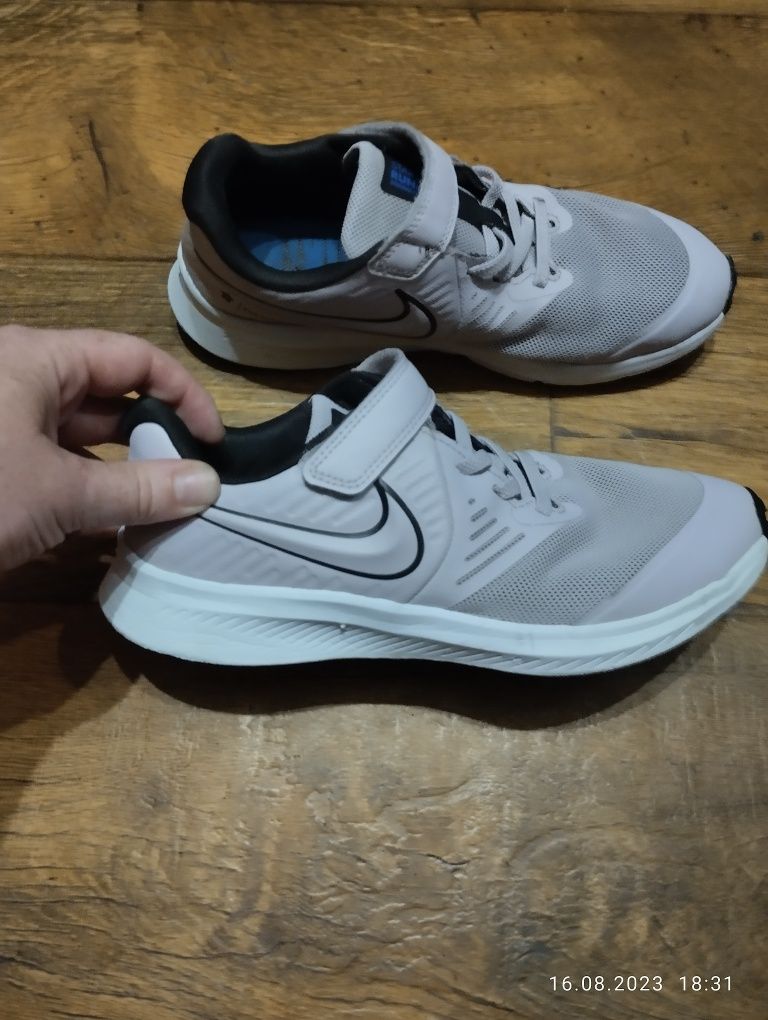 Кроссовки женские Nike Star Runner 2