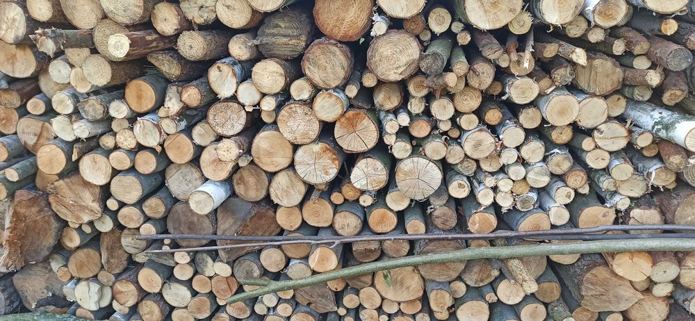 sprzedam drewno opałowe w obałkach 6 m3 ,długość 108 cm ,170 zł za 1m3