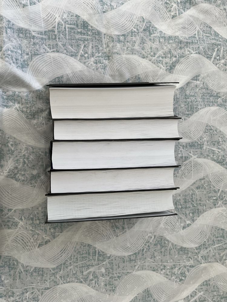 5 книг Цикл Гра Престолів Джодж Р. Р. Мартін Пісня Льоду й Полумʼя