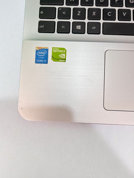 Asus X5554 - Intel Core i5 - Nvidia Geforce - Precisar trocar palmrest